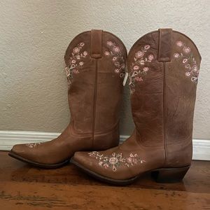 Shyanne Leather Cowboy boots